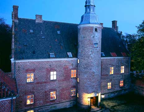 Broholm Slot